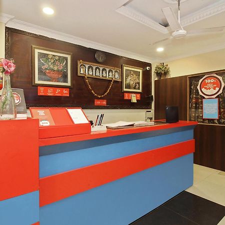 Hotel O Vasundhara Guest House Near Tankbund Secundurabad Buitenkant foto