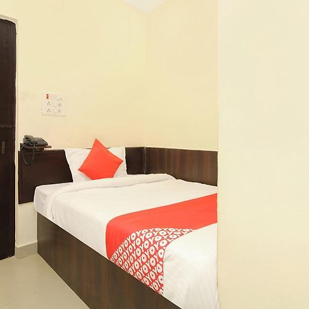 Hotel O Vasundhara Guest House Near Tankbund Secundurabad Buitenkant foto